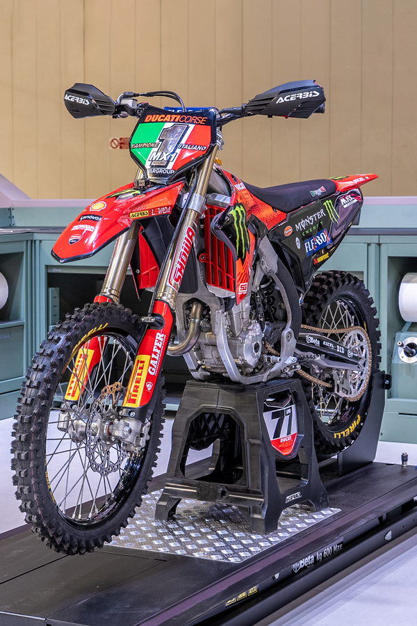 3dbeta-Ducati-Desmo450MX