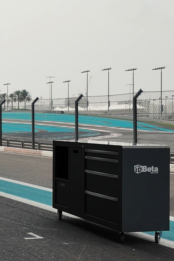 3dbeta-Yas-Marina-Circuit-03